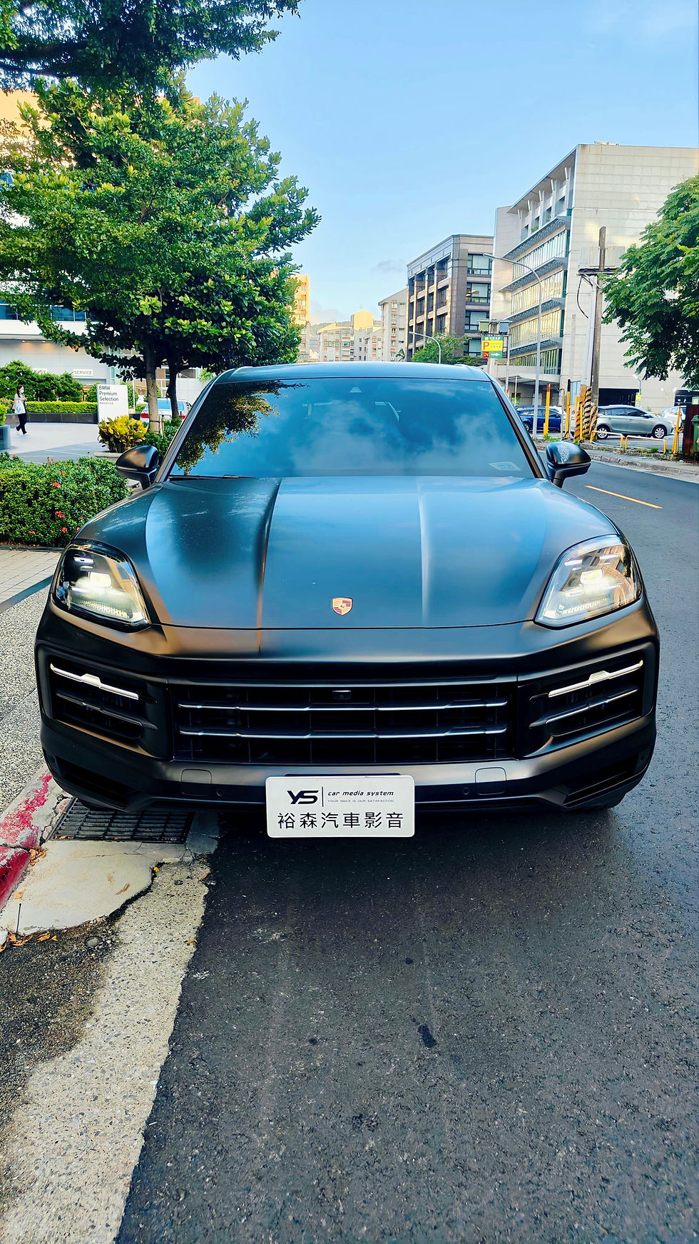 Cayenne | 一腳踢 | 裕森汽車影音