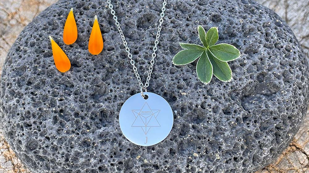 Energie Anhänger nach Covid Impfung