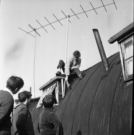 37544571_1913297832042385_51095850070688