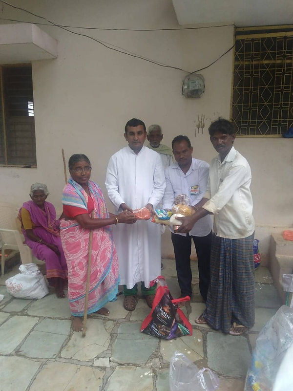 Feeding the Poor 7.jpeg