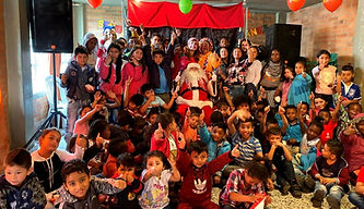 Children helped by the Abuelita Süzel association: help for deprived children in Colombia