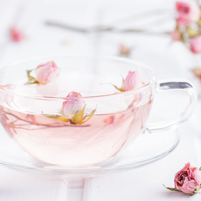 BENEFITS OF ROSEWATER | Rosedrops BENEFITS OF ROSEWATER | Rosedrops