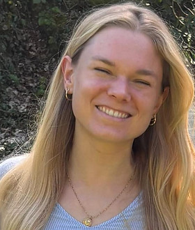 Caroline.jpg