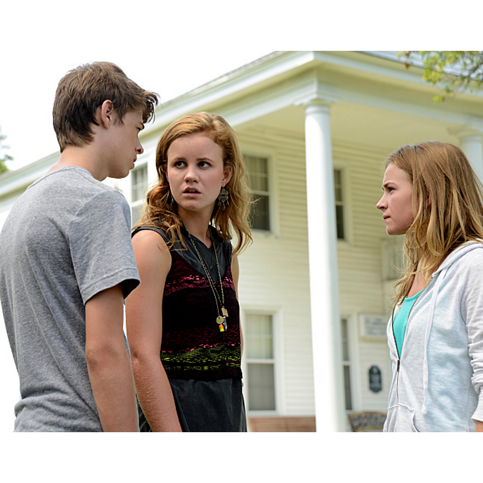 Thumbnail: Under the Dome (TV) Norrie (Mackenzie Lintz) Earrings (02755)