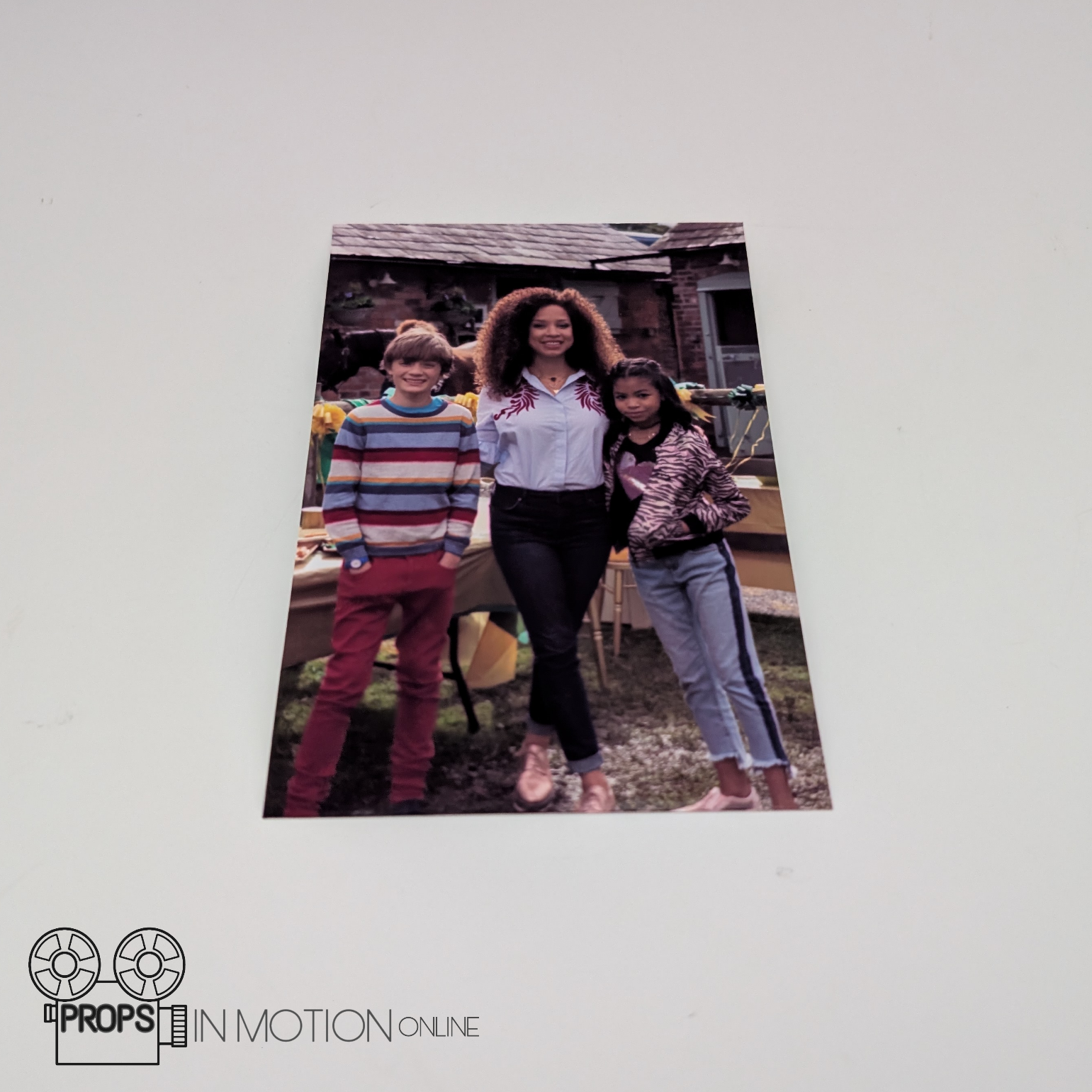 Free Rein (TV) Maggie and Rosie Photograph (02863)