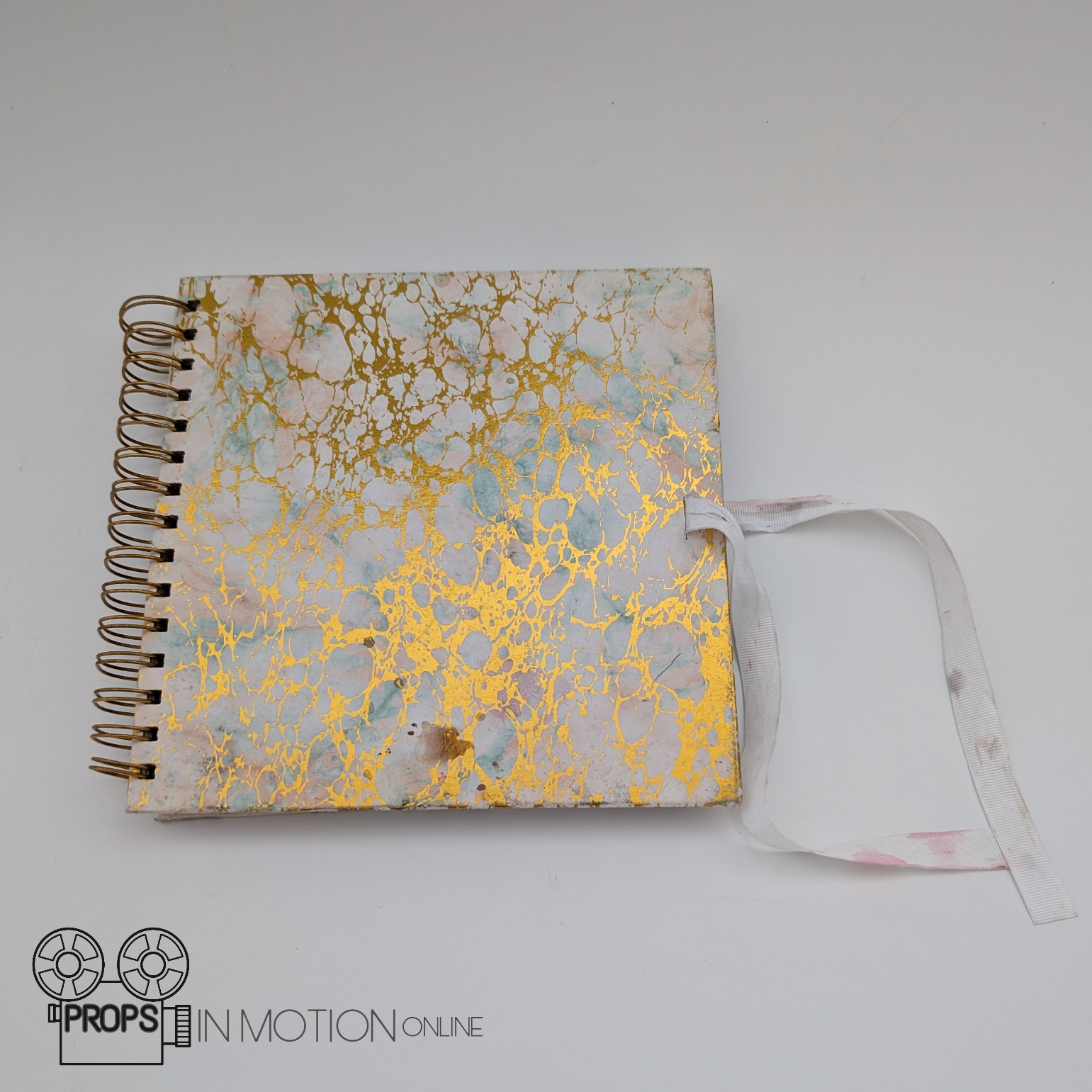 The Worst Witch (TV) (2017-2020) Miss Mould (Mina Anwar) Art Book (02417)