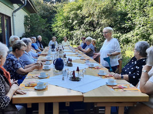 SoVD-Frauen trafen sich bei herrlichem Wetter zum Terrassen-Frühstück