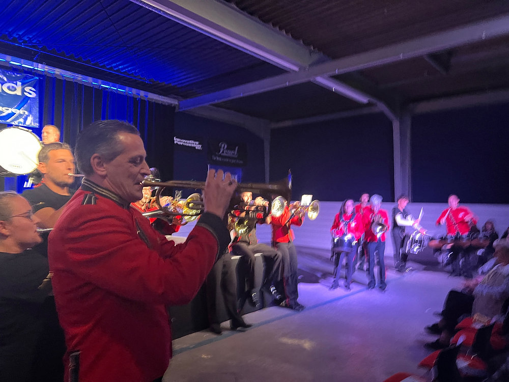 Blue Diamonds Drum & Bugle Corps Nienhagen Ein unglaubliches Live