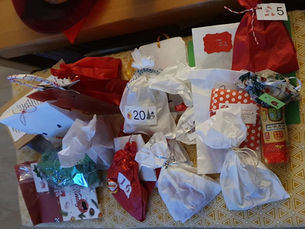 24 Päckchen schenken und ebenso viele bekommen -Adventskalender-Aktion des SoVD Ortsverbandes NHG