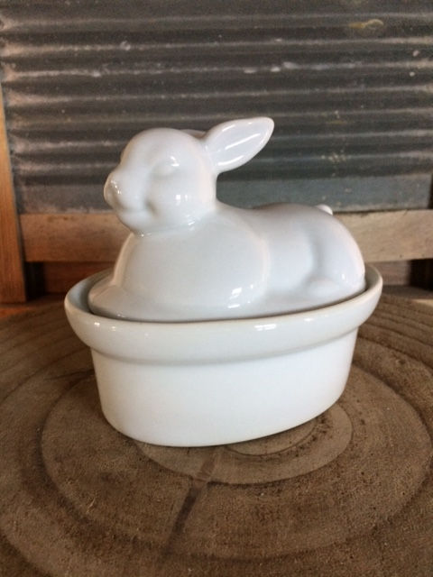 Porseleinen potje konijn