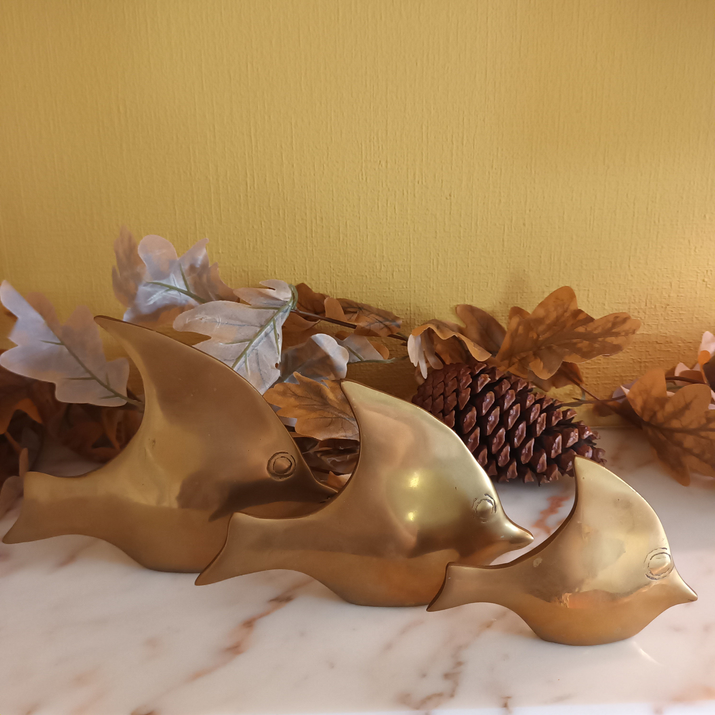 Trio vintage messing maanvissen