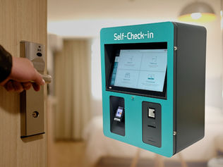 So wird das Einchecken zum Erlebnis: Mit dem innovativen HOTEL KIOSK TERMINAL