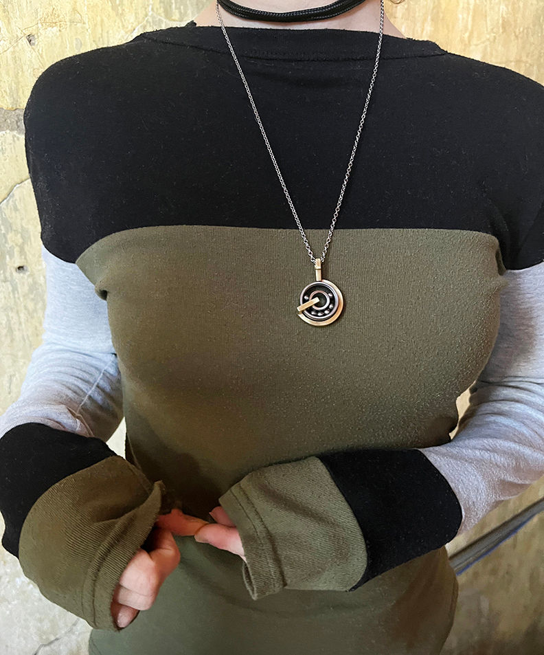 Thumbnail: BearingSpinner Pendant [RIGHT]