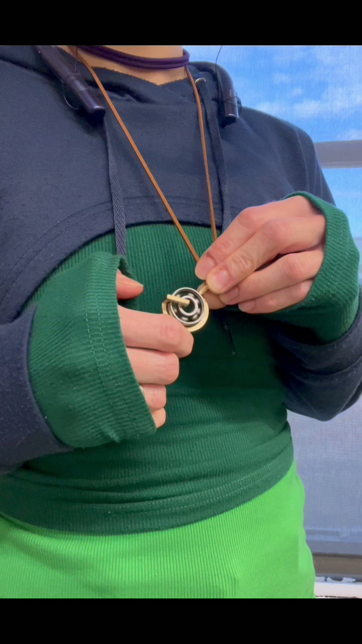 Thumbnail: BearingSpinner Pendant [LEFT]