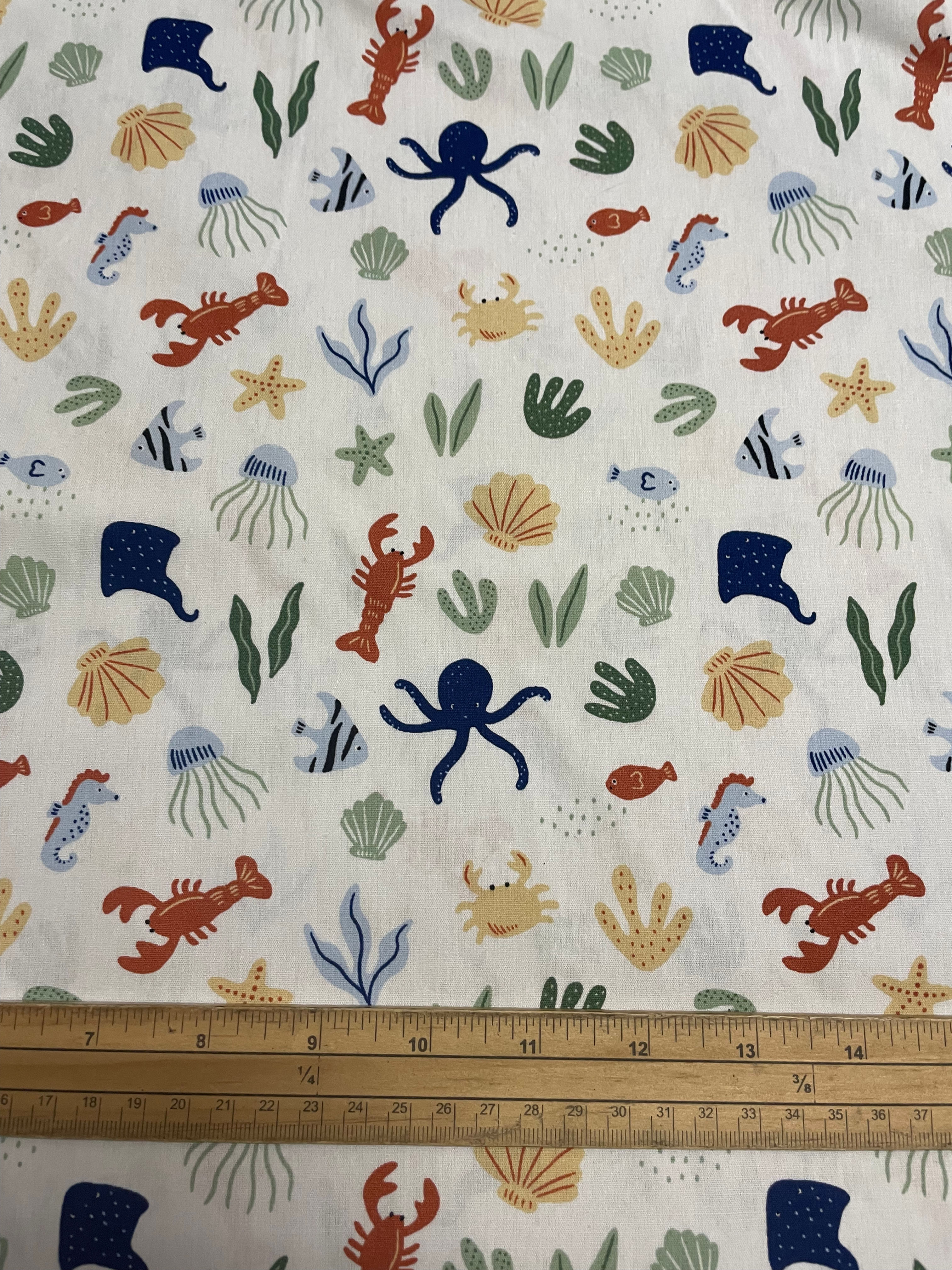 Underwater World White (extra wide) - 100% Cotton