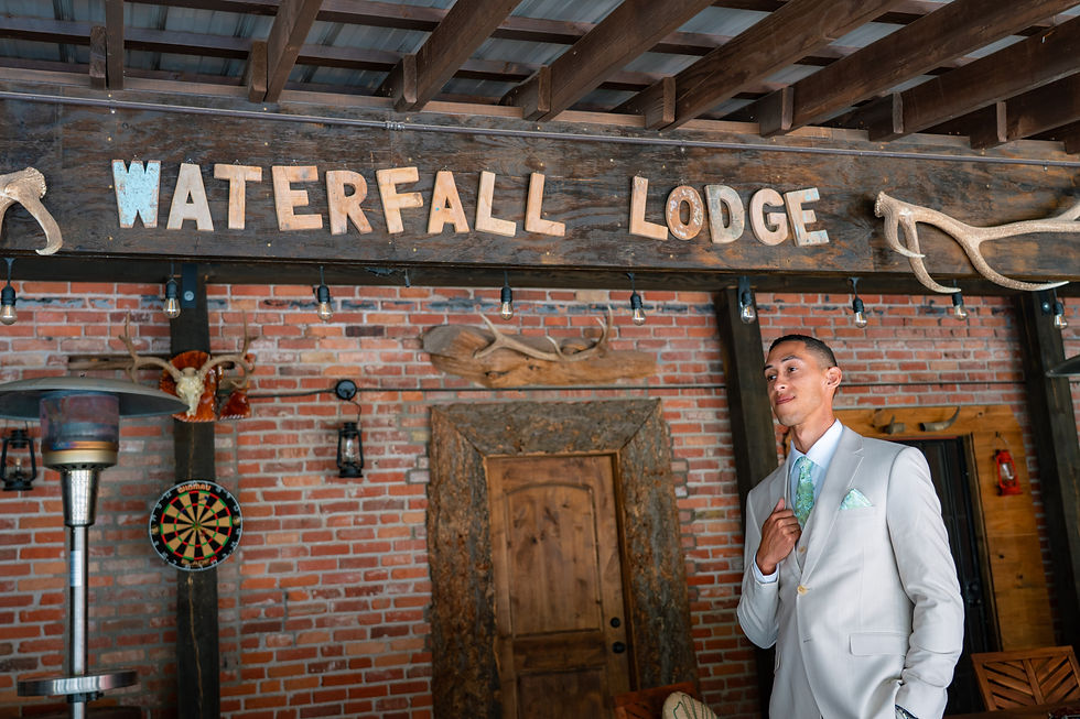 Waterfall Lodge Cloudcroft, New Mexico Wedding Photography