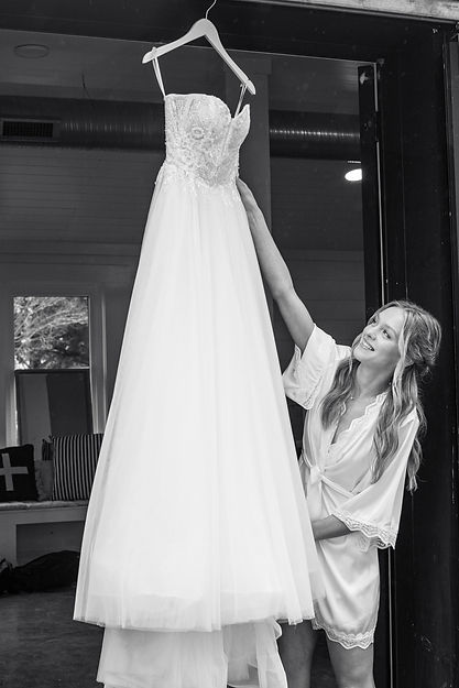 Bride & her wedding dress