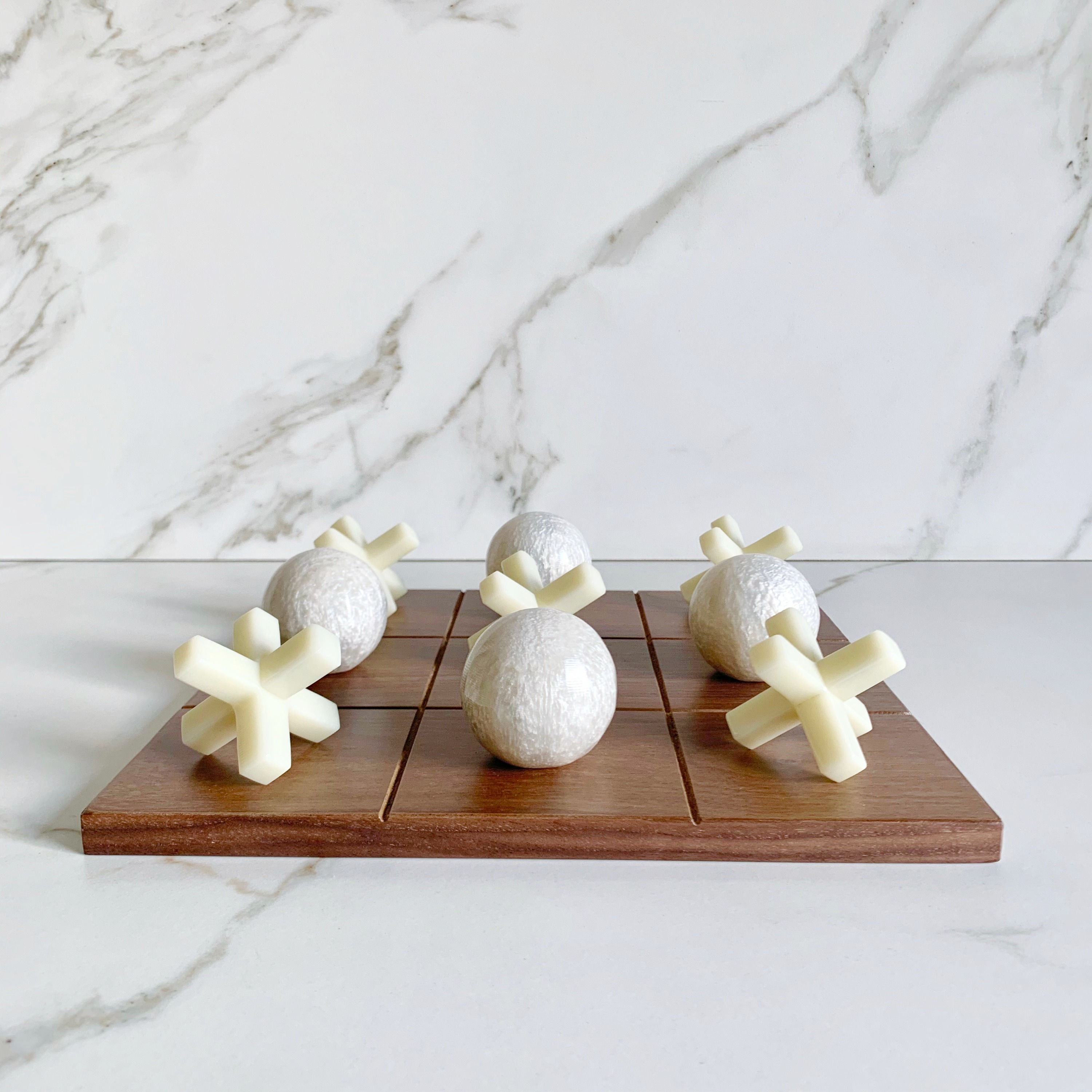 Wood Tic Tac Toe color Perla