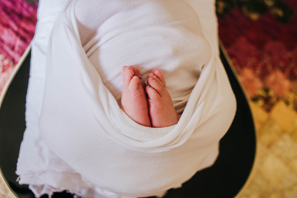 newborn photographer near me