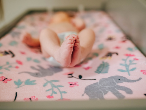 Newborn Photography in the comfort of home