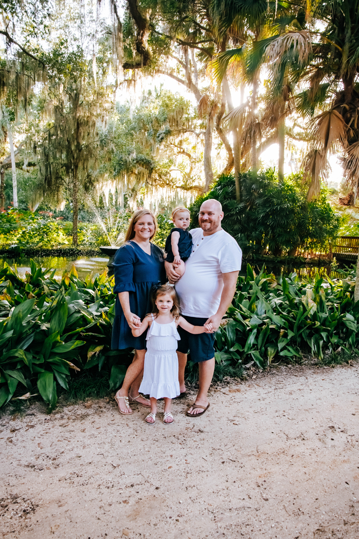 washington oaks gardens at sunset for family photography