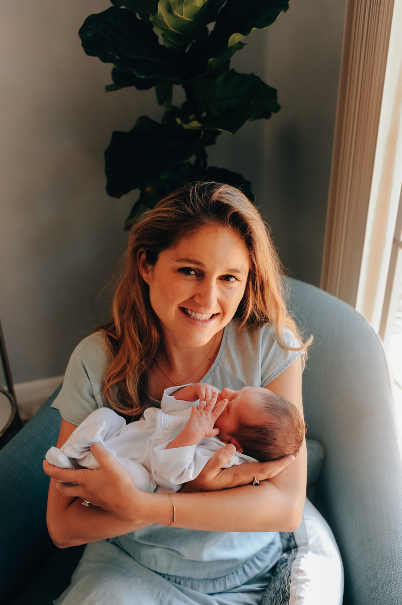 lifestyle newborn photographer near me