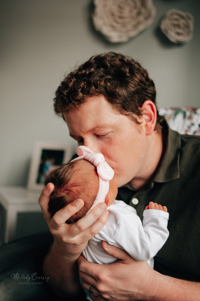 best lifestyle newborn photographer near me