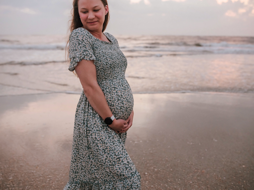 #MaternityMonday - Vilano Beach Florida Sunrise Maternity Photos
