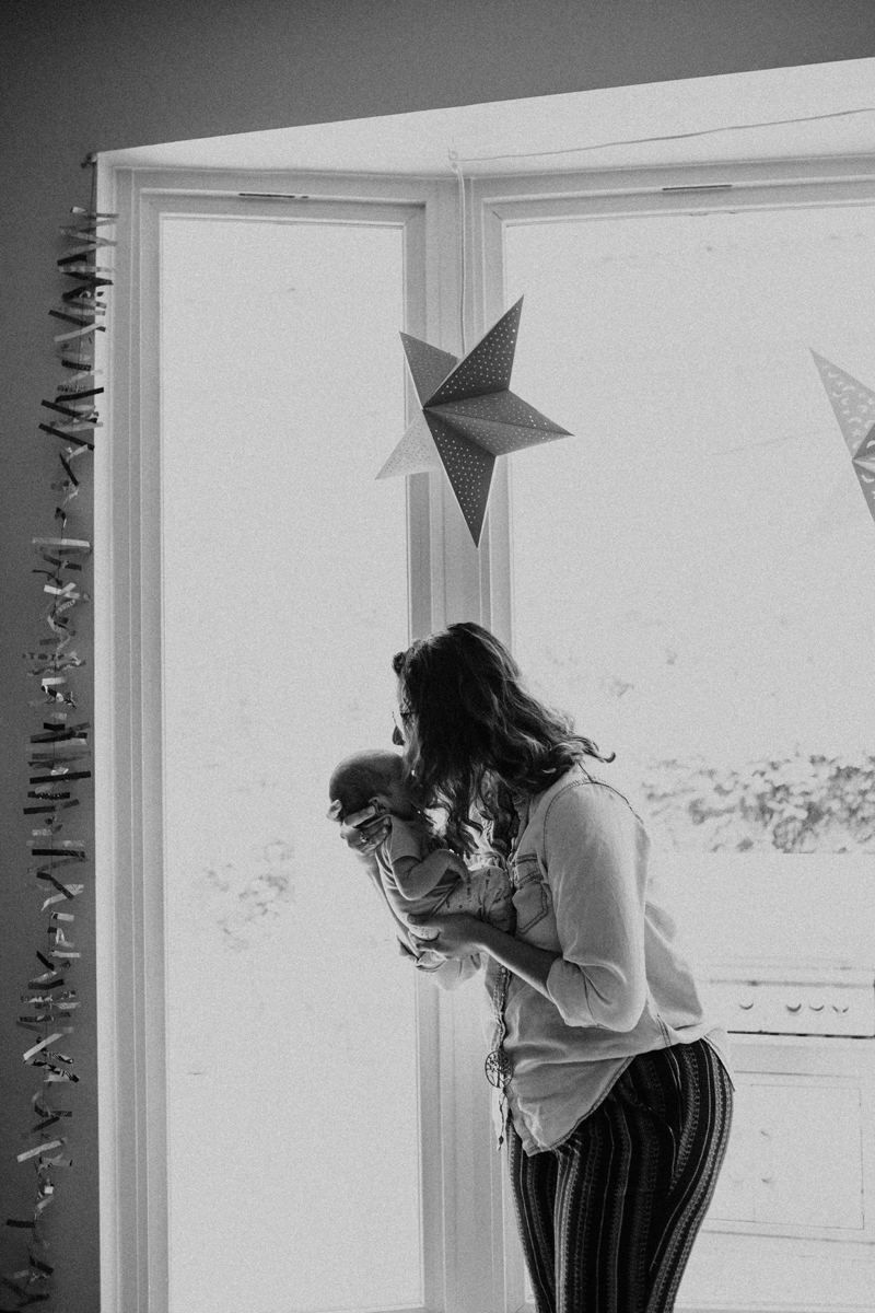 lifestyle newborn photography