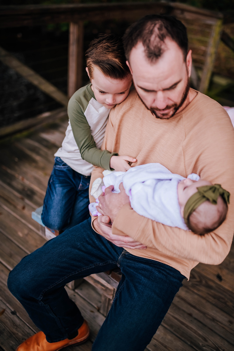 newborn photographers near me
