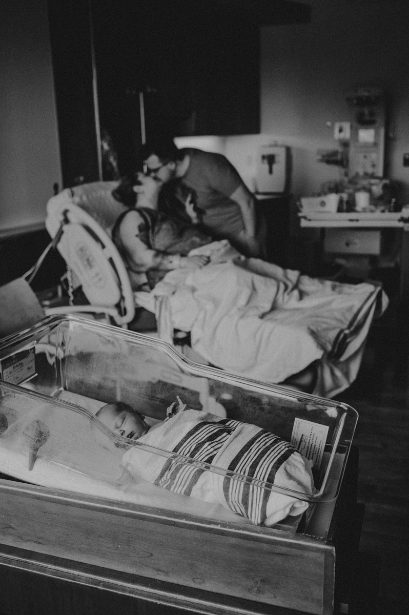 newborn photographer near me