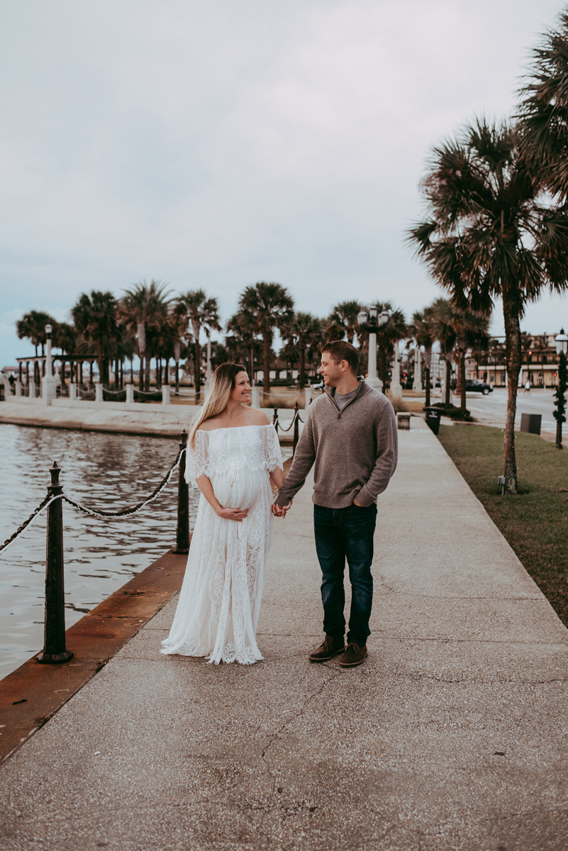 maternity photographer in jacksonvile fl