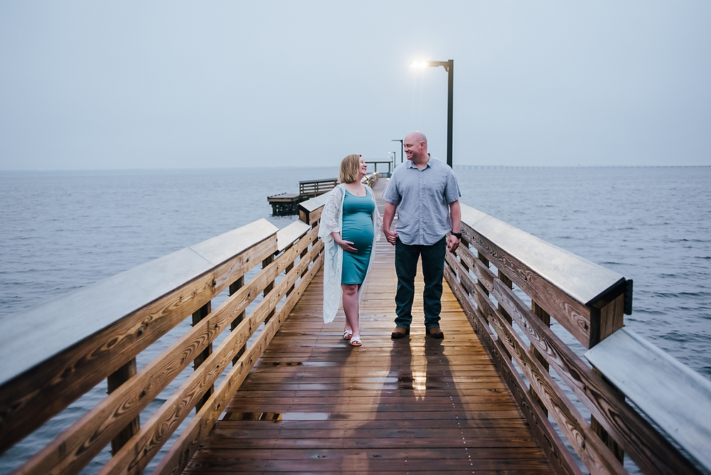 best maternity photographers near me