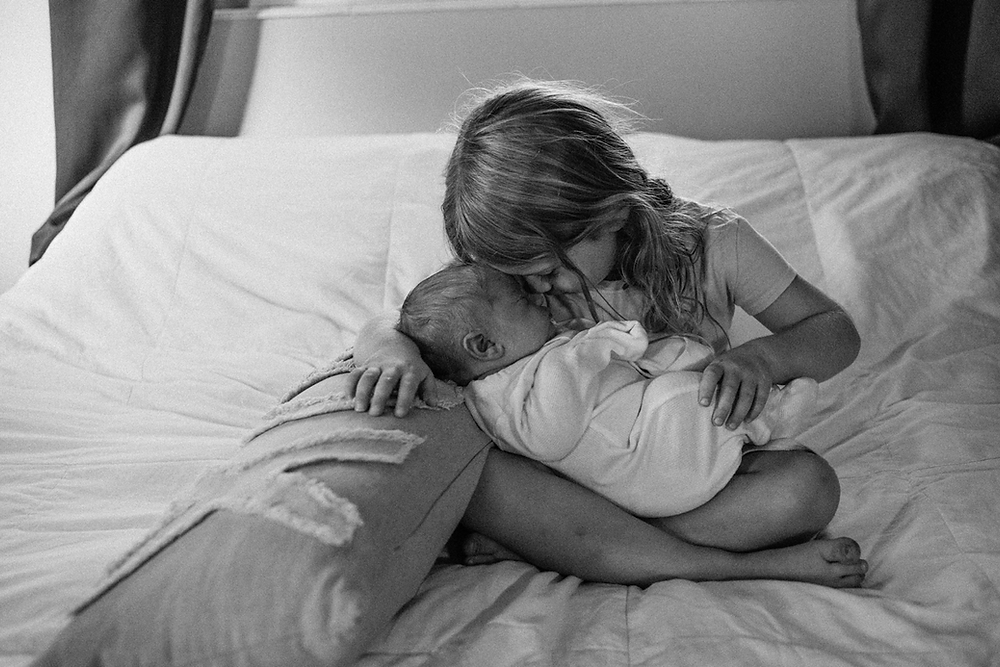 lifestyle newborn photographer in jacksonville fl
