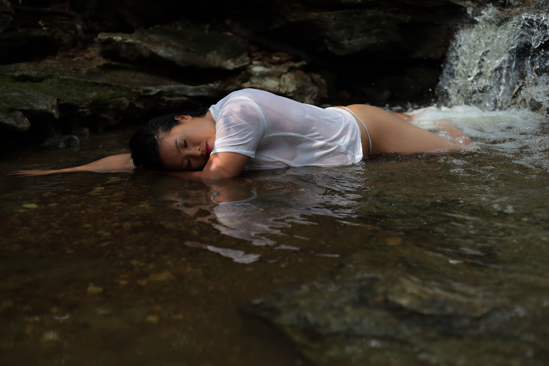 outdoor creek boudoir Columbia, MO