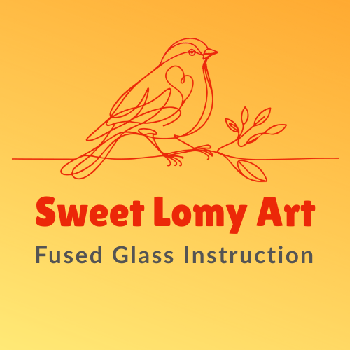 New Sweet Lomy Art logo with Heart.png