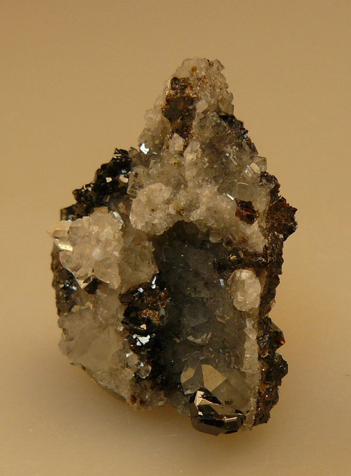 Thumbnail: Sphalerite, Calcite, Quartz