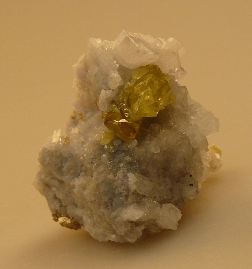 Thumbnail: Sphalerite and Calcite