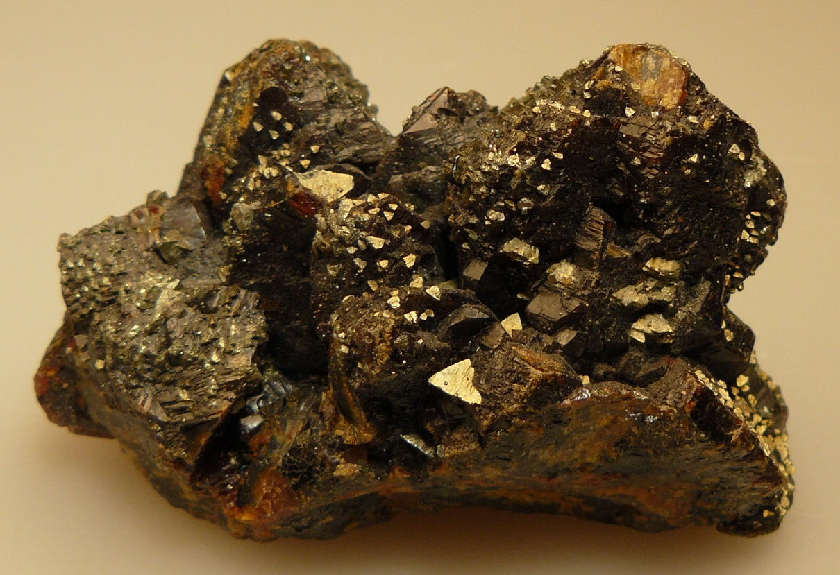 Chalcopyrite on Sphalerite