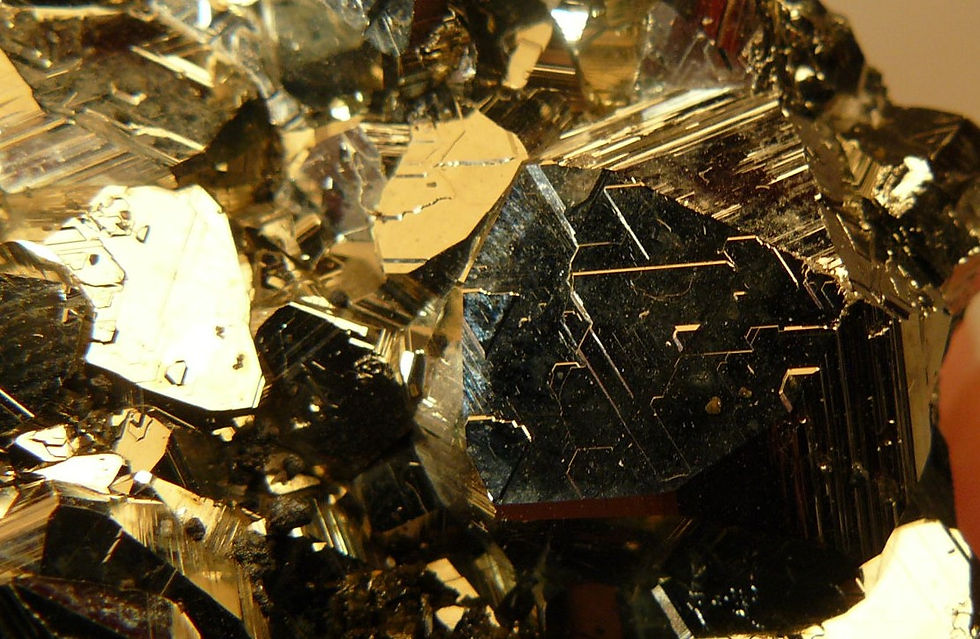 Thumbnail: Pyrite and Sphalerite
