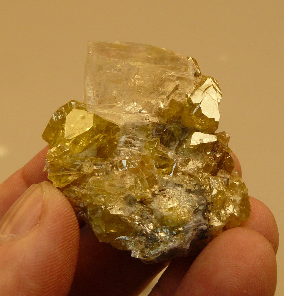 Thumbnail: Sphalerite and Halite