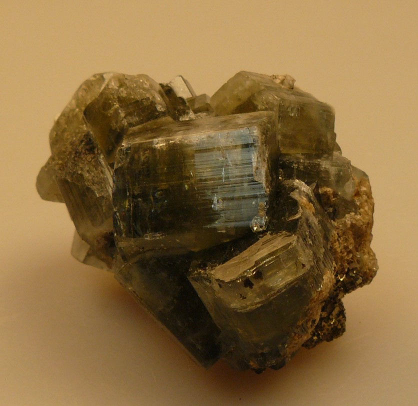 Thumbnail: Fluorapatite