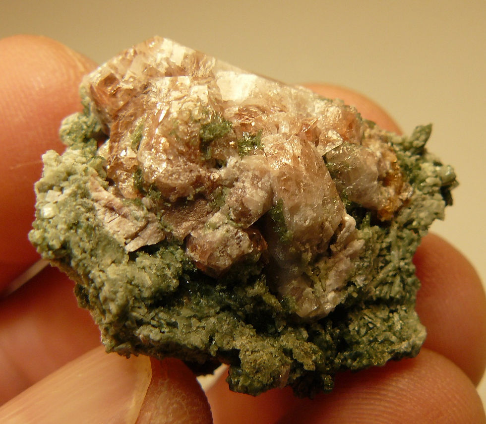 Thumbnail: Zircon and Diopside