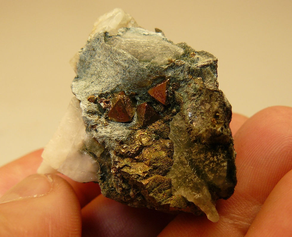 Thumbnail: Pyrite, Byssolite and Calcite