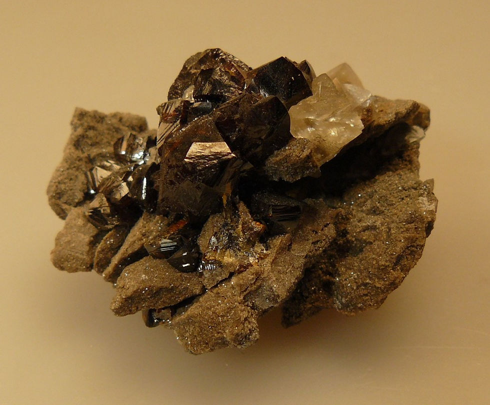 Thumbnail: Sphalerite and Calcite