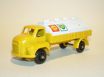 Budgie Miniatures No.52 Shell BP Tanker