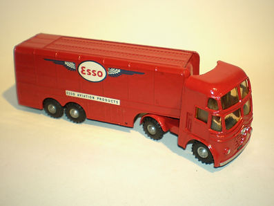 Budgie No.256 Esso Aircraft Refuelling Tanker 'Pluto'