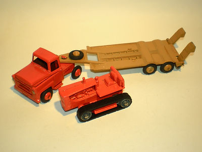 Budgie No.234 Tractor Transporter