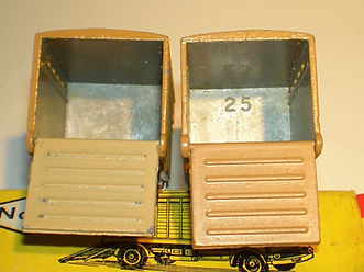 Budgie Miniatures No.25 Cattle Truck - number