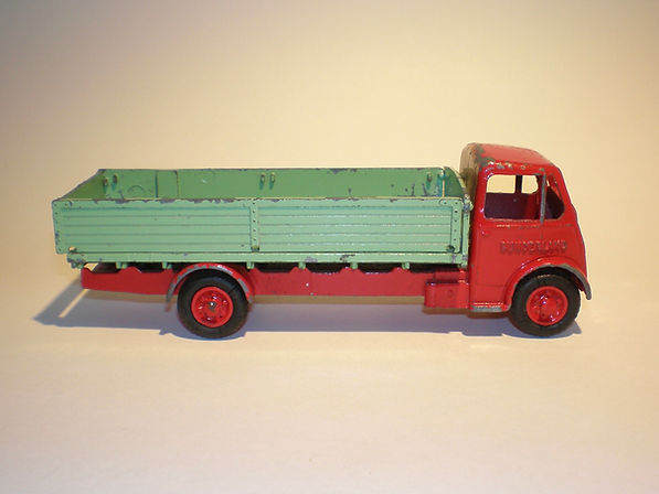 Benbros Qualitoys Sunderland Wagon
